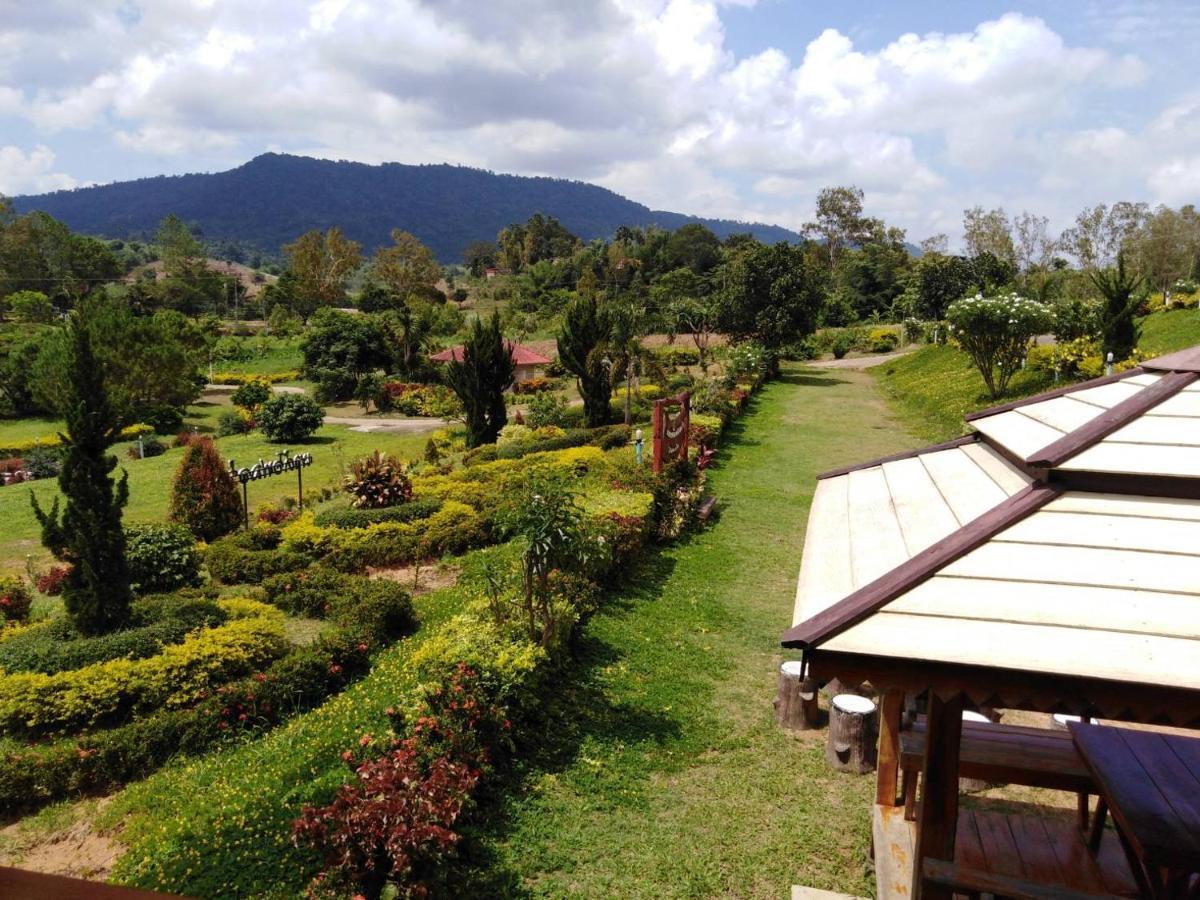 Hotel Khao Kho Flora Exterior foto