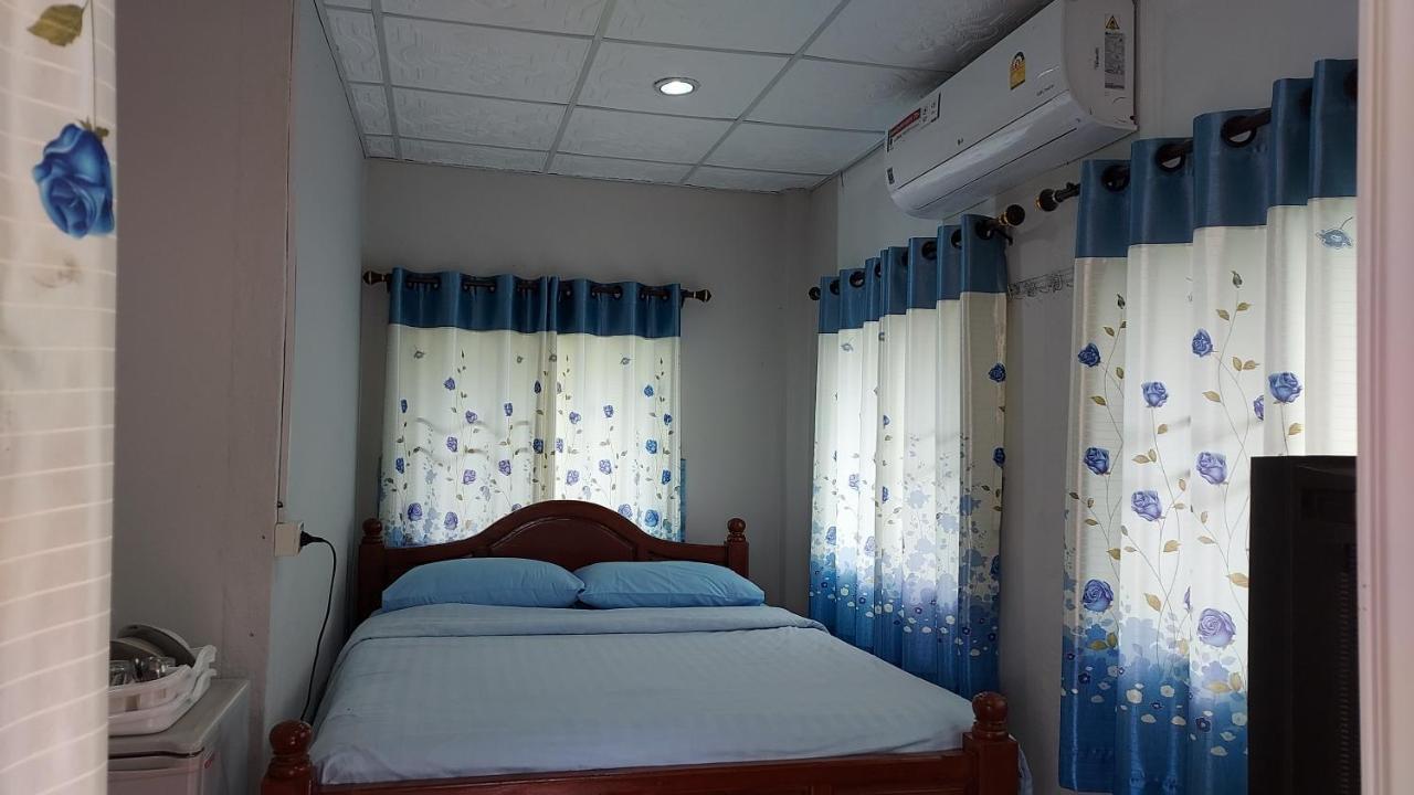 Hotel Khao Kho Flora Exterior foto