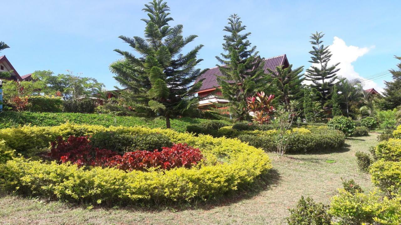 Hotel Khao Kho Flora Exterior foto